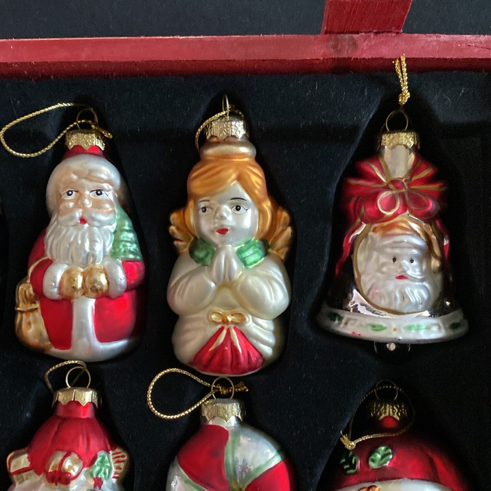 Mikasa Antique Christmas Ornament Set - Picture 3 of 9